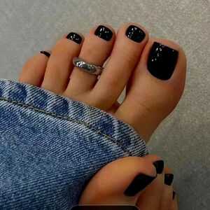 16 Women's Girls Black Press On Toe Nails Short New Box 24 piece set Fake Nails